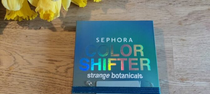 Paletka Psychedelic Blue Iris od Sephora Collection – recenze