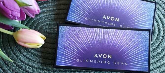Paletka Glimmering Gems z Avonu – recenze