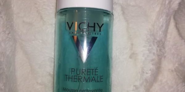 Čistící pěna Vichy Pureté Thermale
