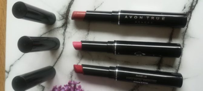 Rtěnky Ultra Beauty z Avonu